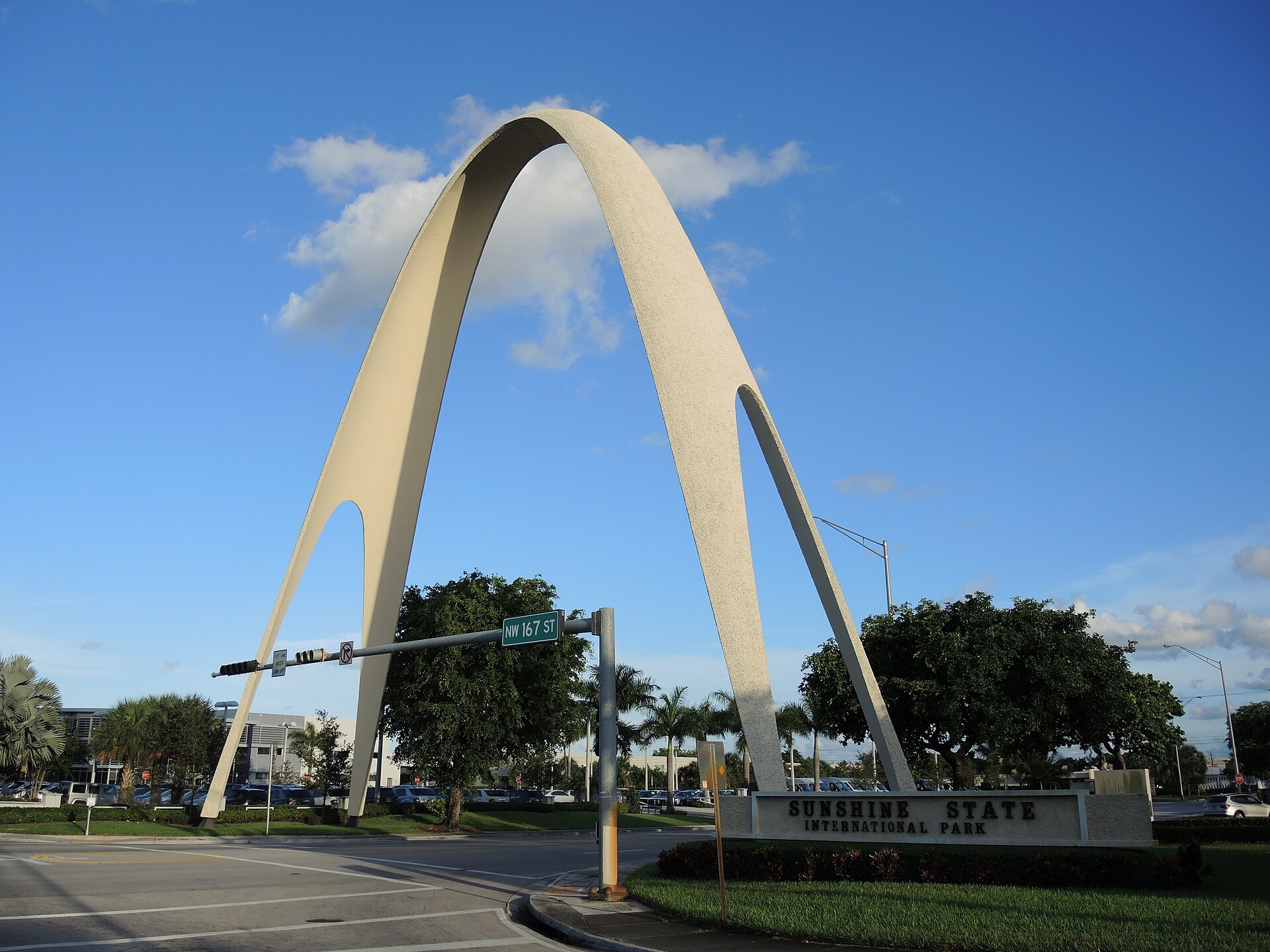 Sunshine State Arch, Miami Gardens FL (Miami Gardens, Florida)